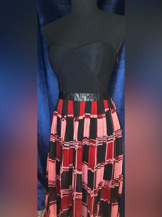 Forever 21 Dresses & Skirts - Forever 21 Exclusive Strapless Dress